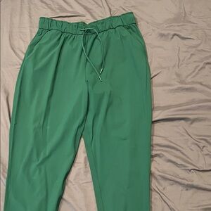 Lululemon Joggers brand new